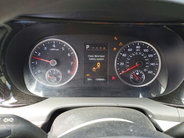 2022 KIA K5