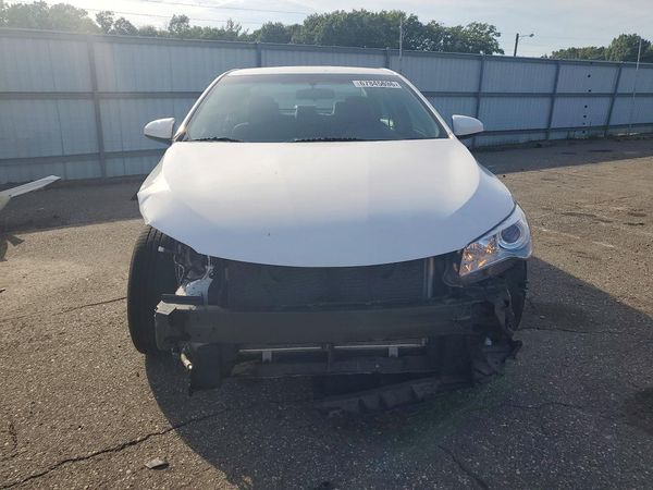 2017 TOYOTA CAMRY