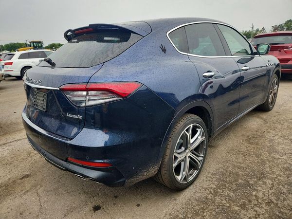 2023 MASERATI LEVANTE