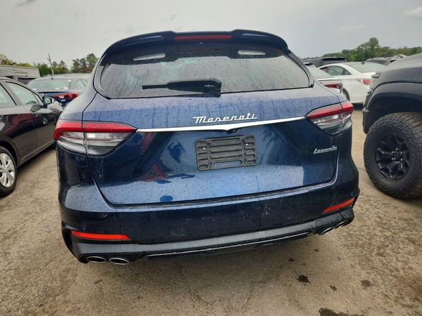 2023 MASERATI LEVANTE