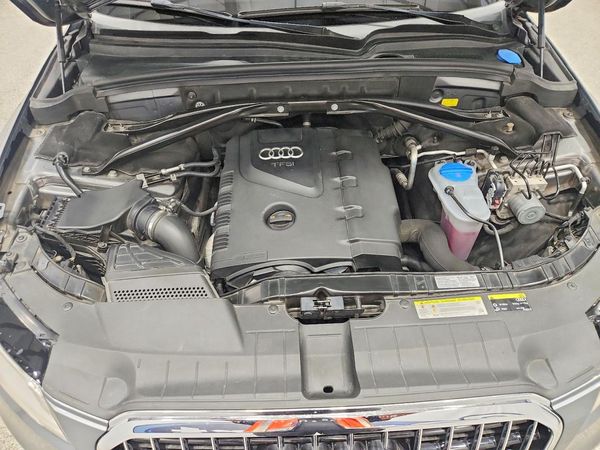 2013 AUDI Q5 Premium Hybrid
