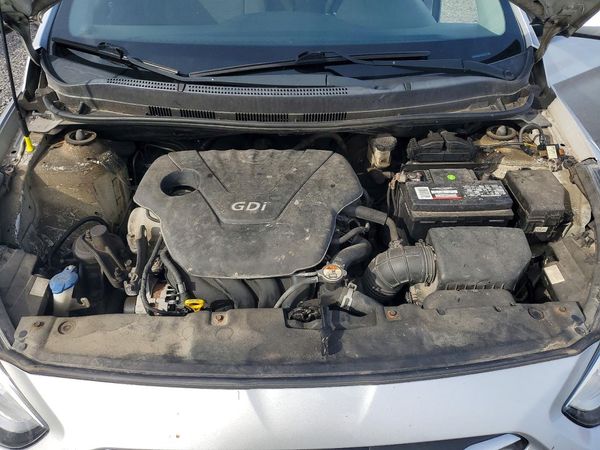 2015 HYUNDAI ACCENT GL(Middle-low) — Engine bay