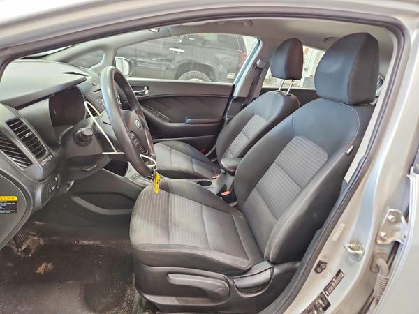 2016 KIA FORTE