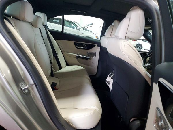 2024 MERCEDES-BENZ C