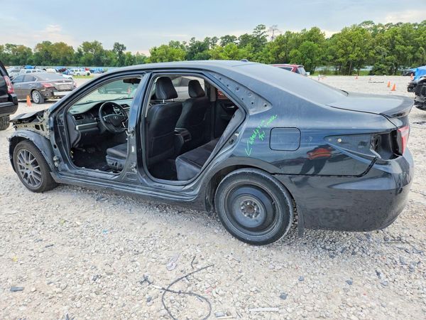 2015 TOYOTA CAMRY