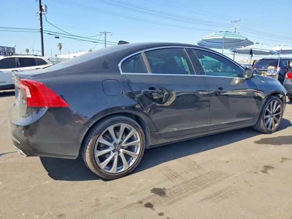 2018 VOLVO S60