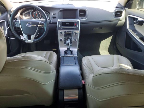 2018 VOLVO S60