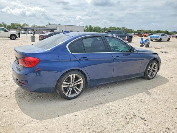 2017 BMW 330