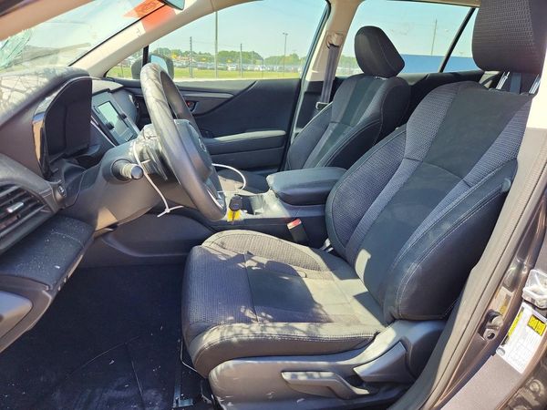 2025 SUBARU OUTBACK Base