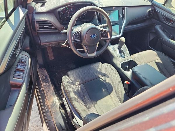 2025 SUBARU OUTBACK Base