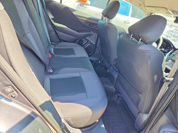 2025 SUBARU OUTBACK Base