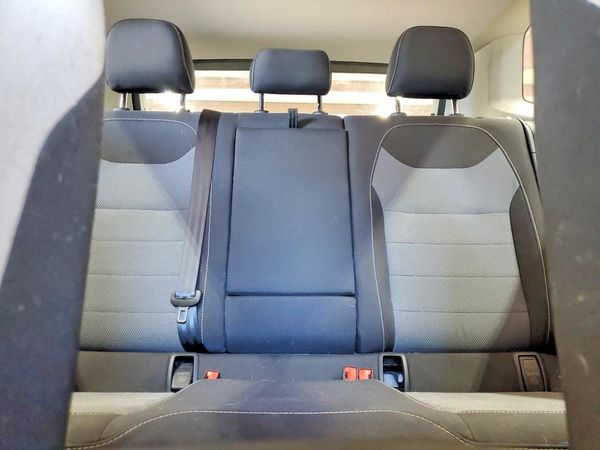 2025 VOLKSWAGEN TAOS 4Motion S