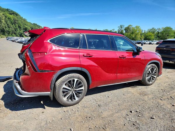 2021 TOYOTA HIGHLANDER