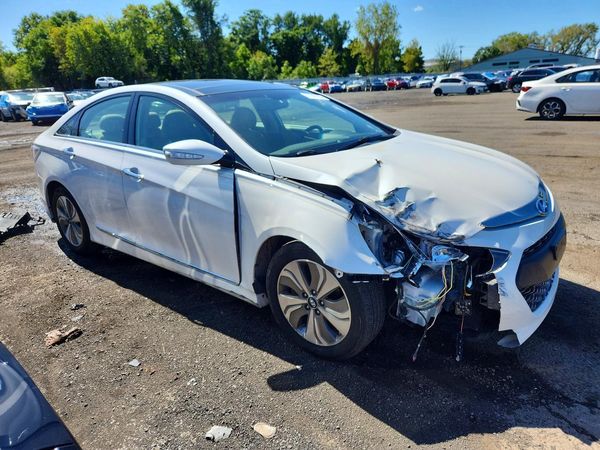 2015 HYUNDAI SONATA GLS(Middle)