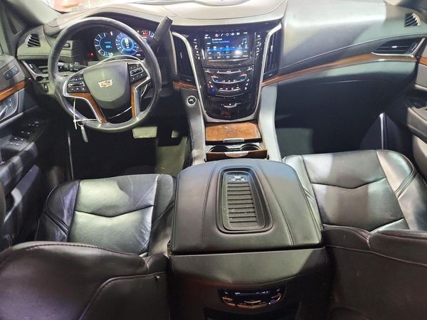 2020 CADILLAC ESCALADE