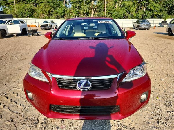 2013 LEXUS CT 200h