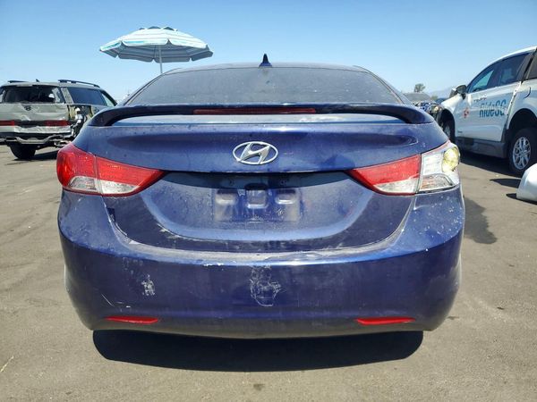 2013 HYUNDAI ELANTRA