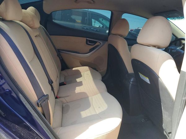 2013 HYUNDAI ELANTRA