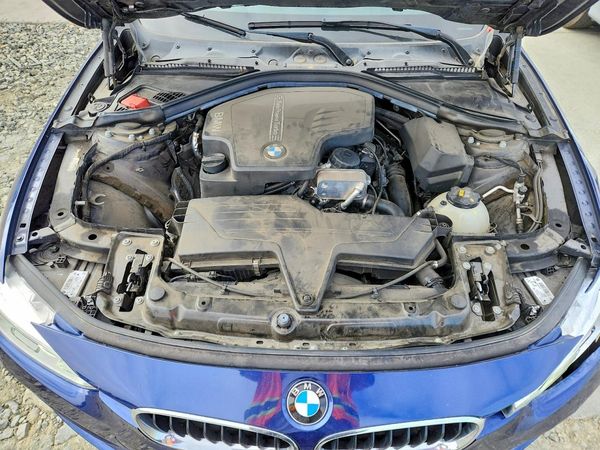 2016 BMW 328 SA — Engine bay