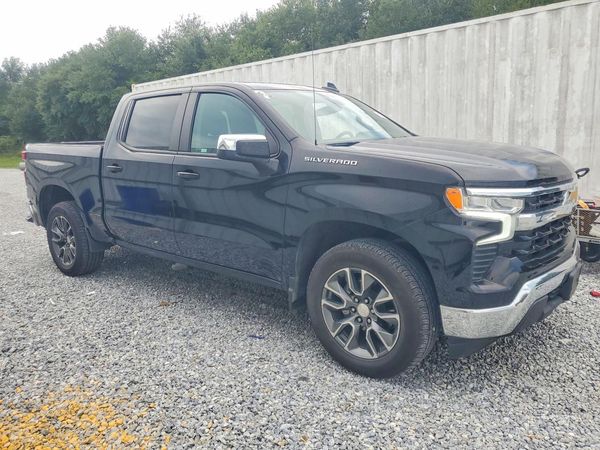 2024 CHEVROLET SILVERADO LT