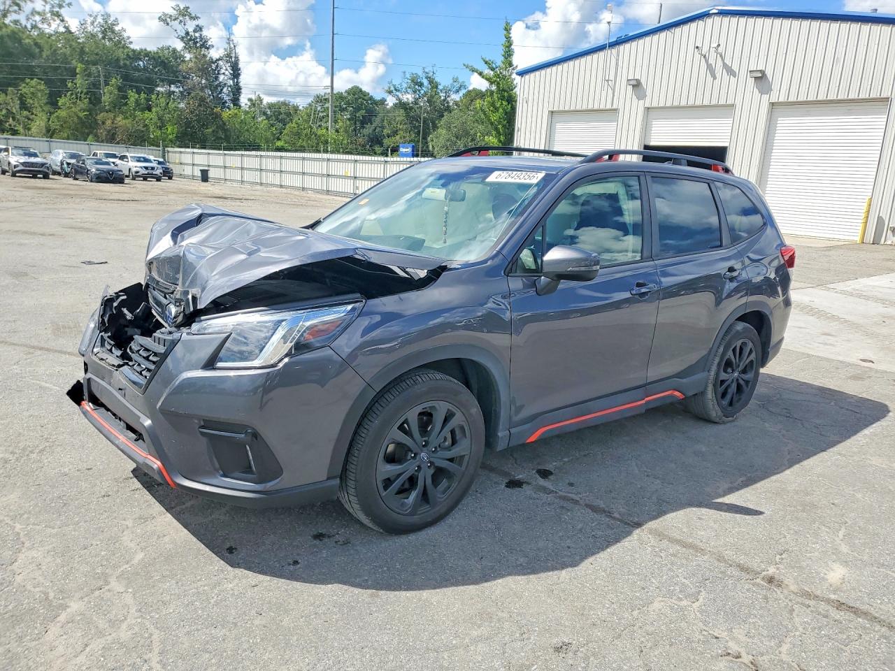 2023 SUBARU FORESTER