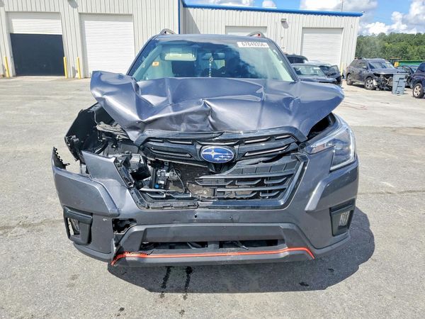 2023 SUBARU FORESTER
