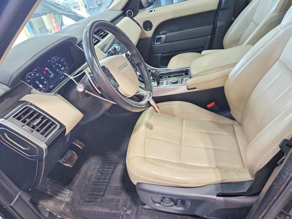 2021 LAND ROVER RANGE ROVER SPORT — DENT