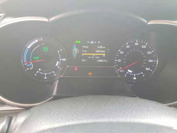 2014 KIA OPTIMA GL - Middle-low