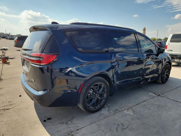 2024 CHRYSLER PACIFICA