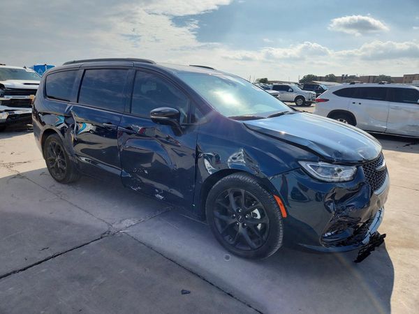 2024 CHRYSLER PACIFICA