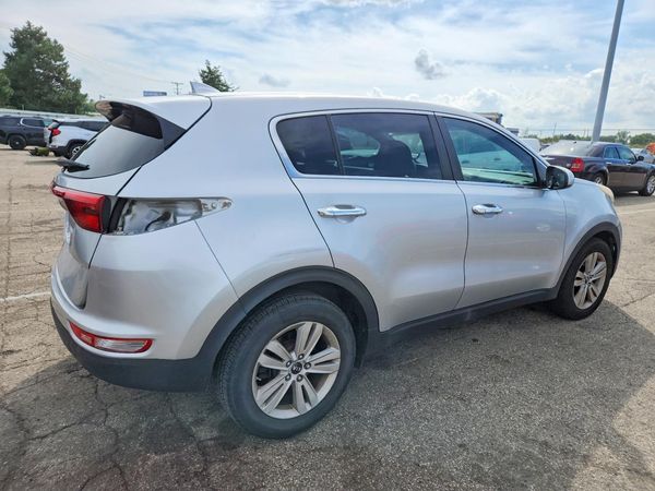 2017 KIA SPORTAGE LX