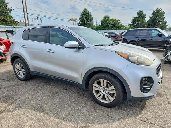 2017 KIA SPORTAGE LX