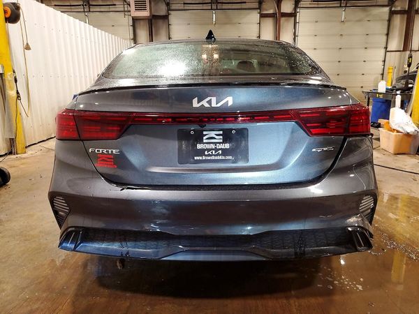 2022 KIA FORTE
