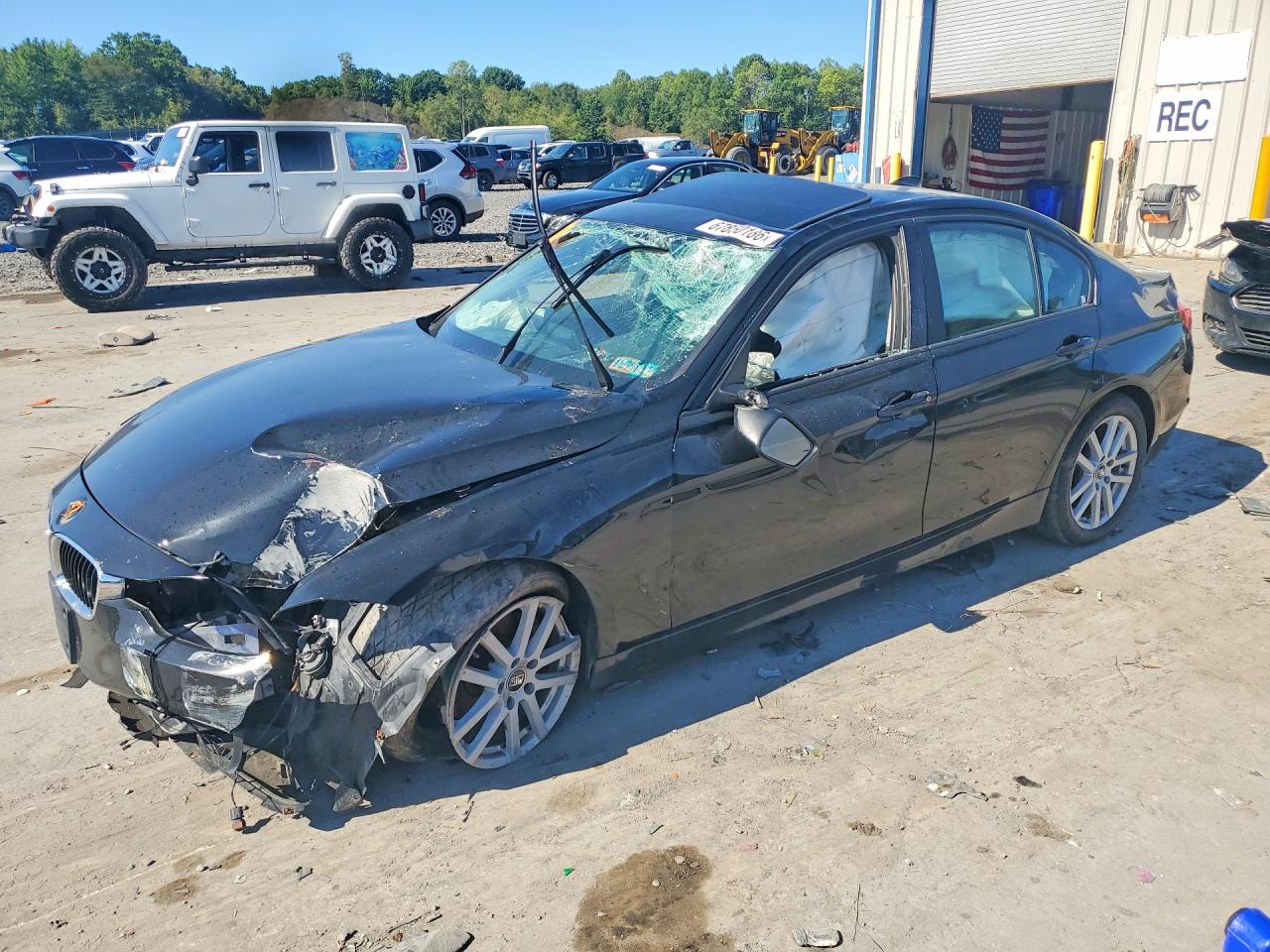 2013 BMW 3 SERIES SA — Front 3/4