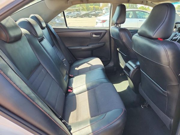 2017 TOYOTA CAMRY
