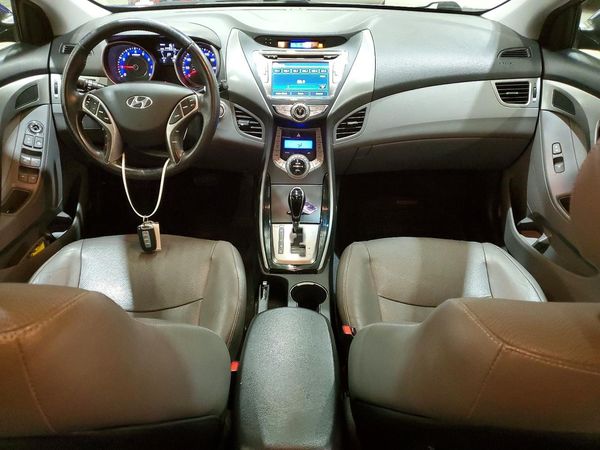 2013 HYUNDAI ELANTRA