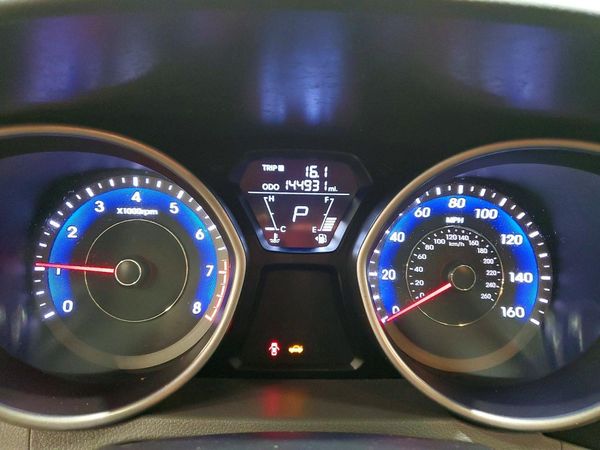 2013 HYUNDAI ELANTRA