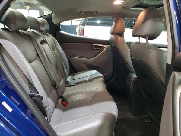 2013 HYUNDAI ELANTRA