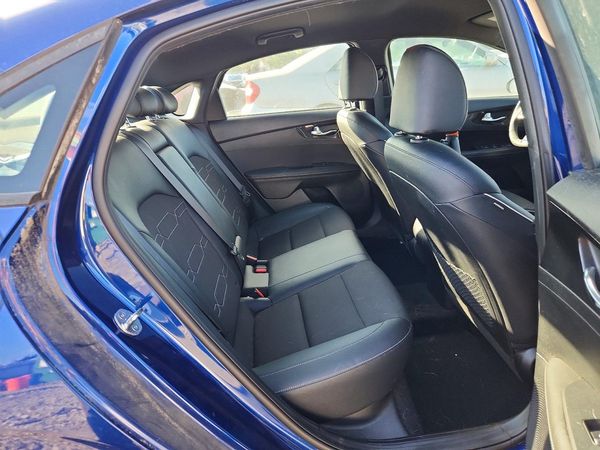 2021 KIA FORTE GT Line