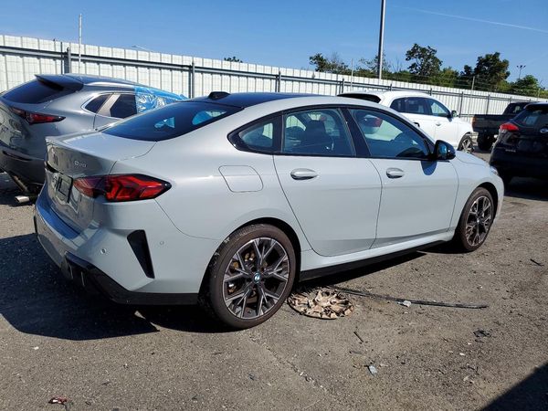 2026 BMW 228XI