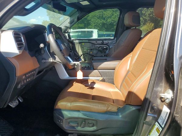 2024 TOYOTA TUNDRA