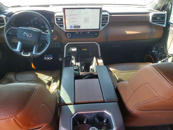 2024 TOYOTA TUNDRA