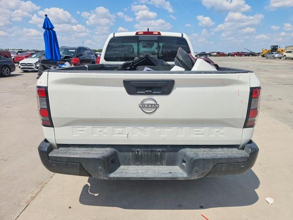 2025 NISSAN FRONTIER