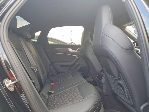 2025 AUDI S6