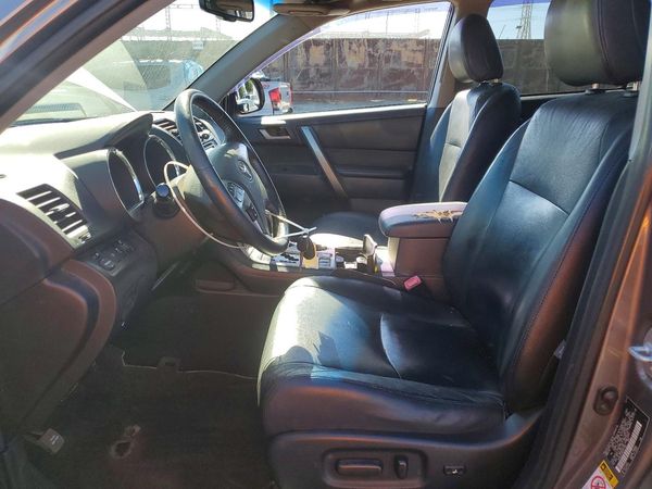 2013 TOYOTA HIGHLANDER Base/Hybrid — DENT