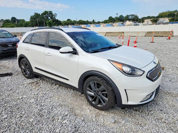 2017 KIA NIRO