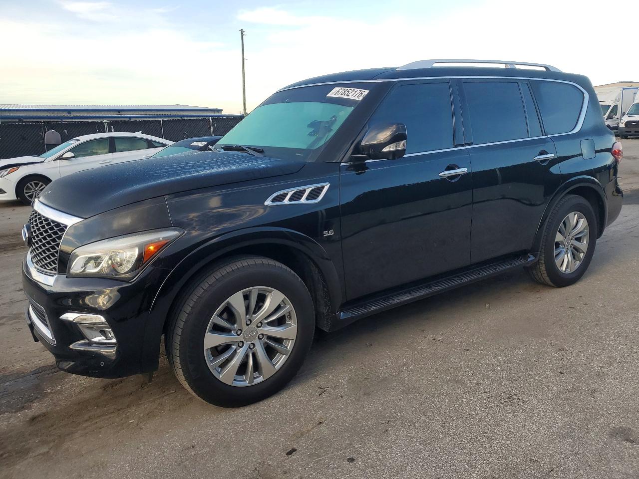 2017 INFINITI QX80