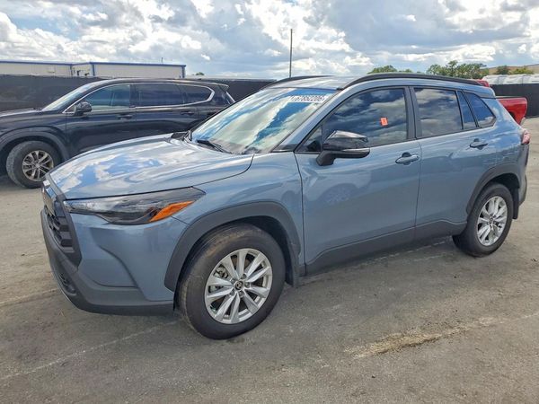 2026 TOYOTA COROLLA CROSS