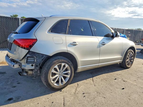 2016 AUDI Q5 quattro Premium Plus
