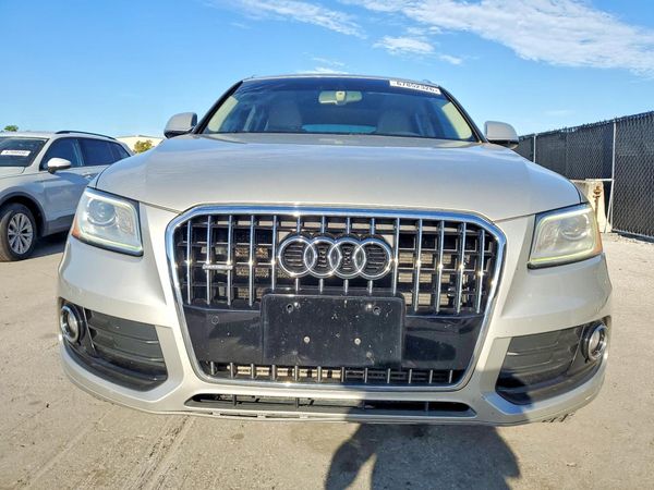 2016 AUDI Q5 quattro Premium Plus
